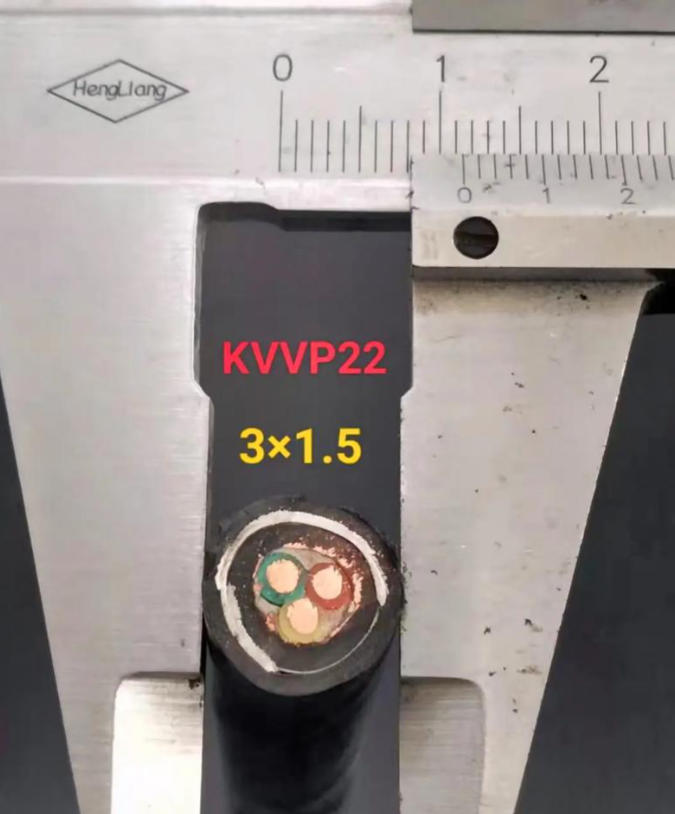 上海低壓電纜制造:技術革新引領行業新潮流
上海低壓電纜制造:品質鑄就城市電力傳輸基石
探秘上海低壓電纜制造:工藝與創新的完美融合