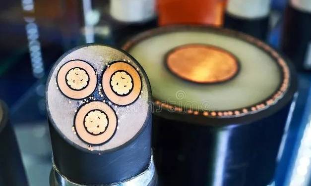 解析電力領域高壓電纜型號差異：YJV22-8.7/10kV與YJV22-8.7/15kV的專業對比與選擇指南